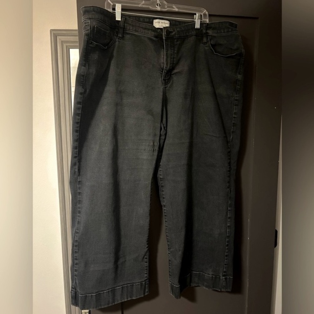 Lane Bryant Wide Leg Jeans | 26 | Black